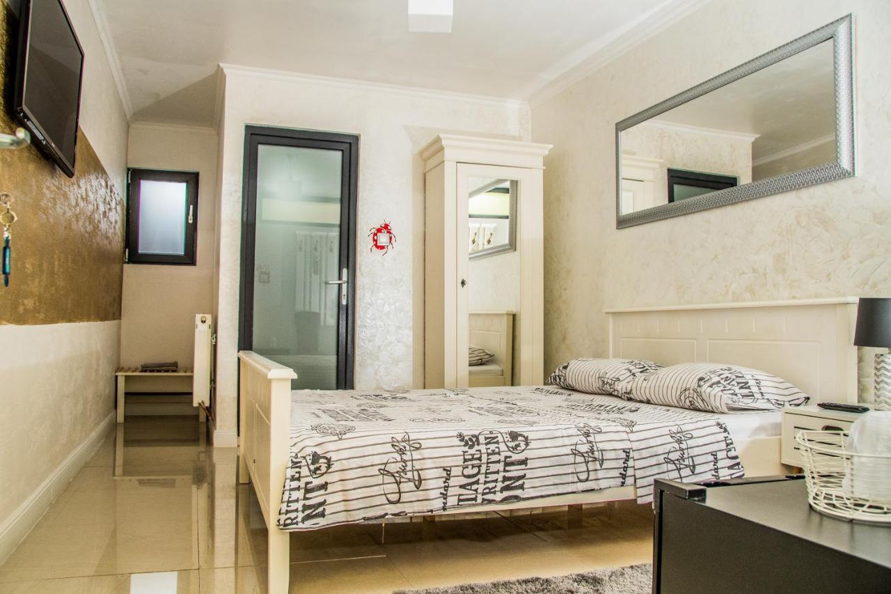 La Verde Hotel Iasi Bagian luar foto
