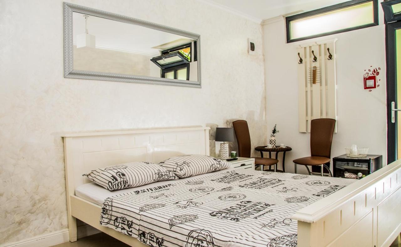 La Verde Hotel Iasi Bagian luar foto